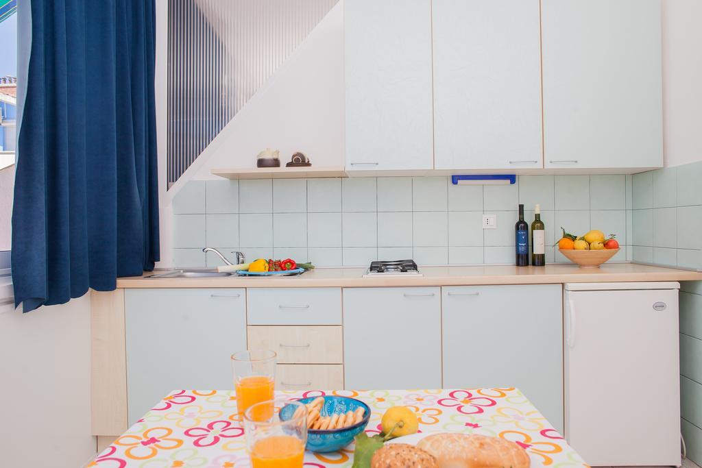 Hana Home - Apartments Tisno Bagian luar foto